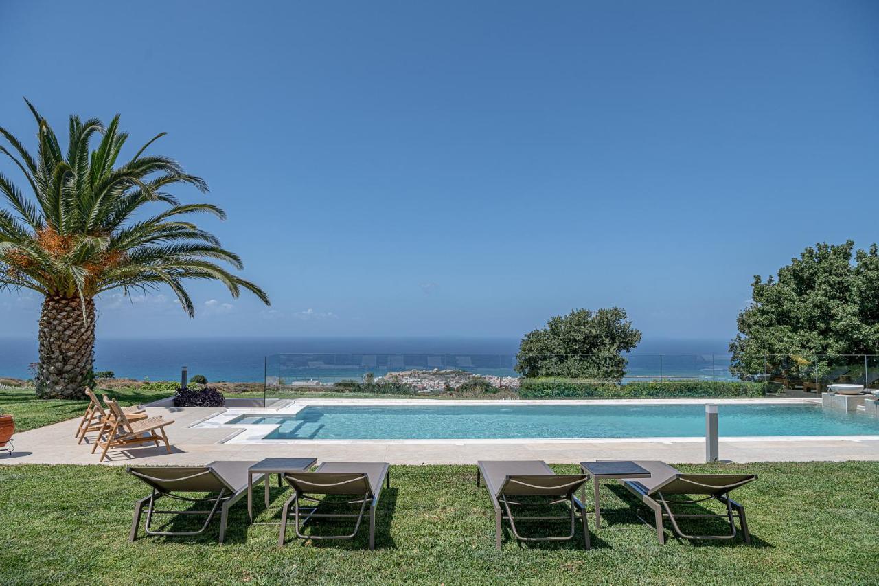 Villa Heora - The Floating Residence Tria Monastiria Exterior photo